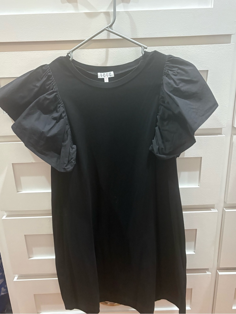 TCEC Black Puff-Sleeve Short Sleeve Tee